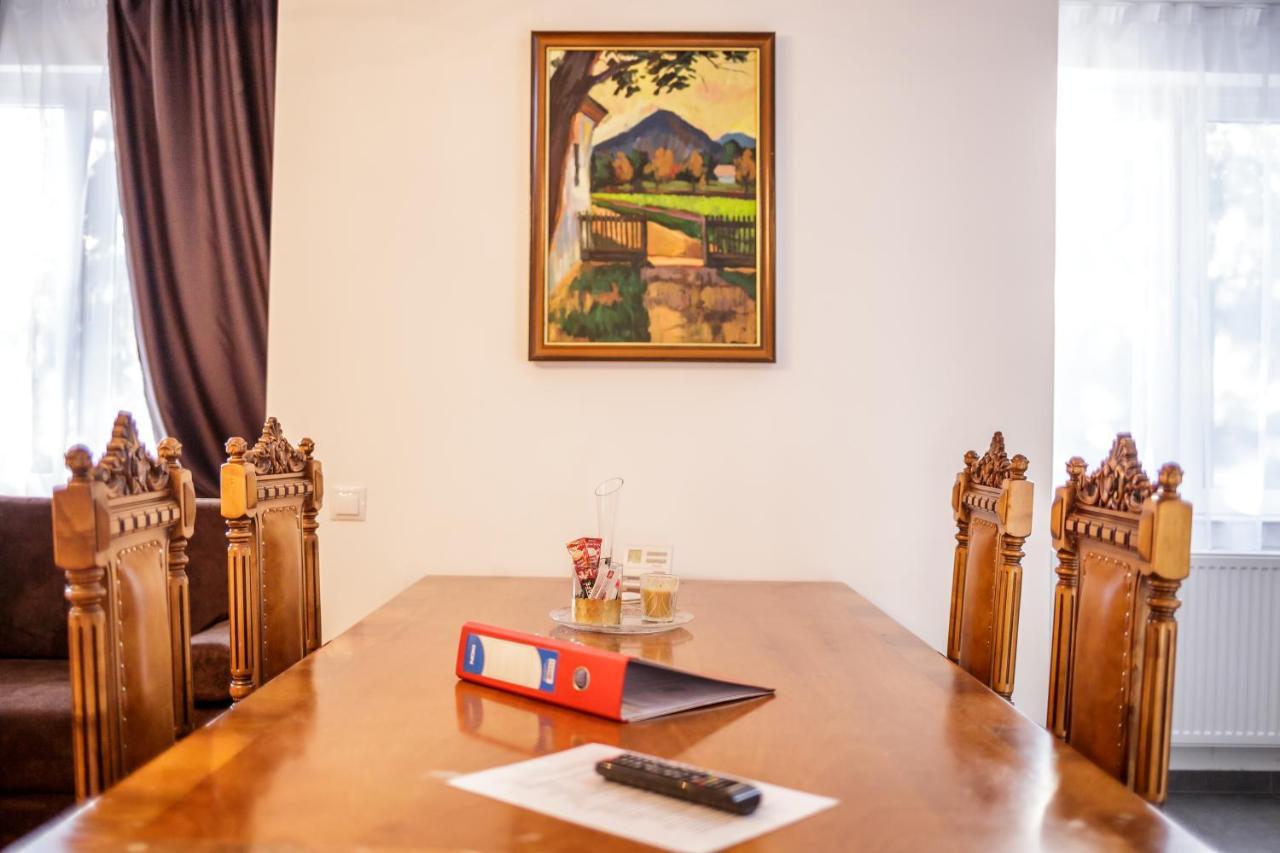 Apartament Family Rivulus 10 Baia Mare Exteriör bild